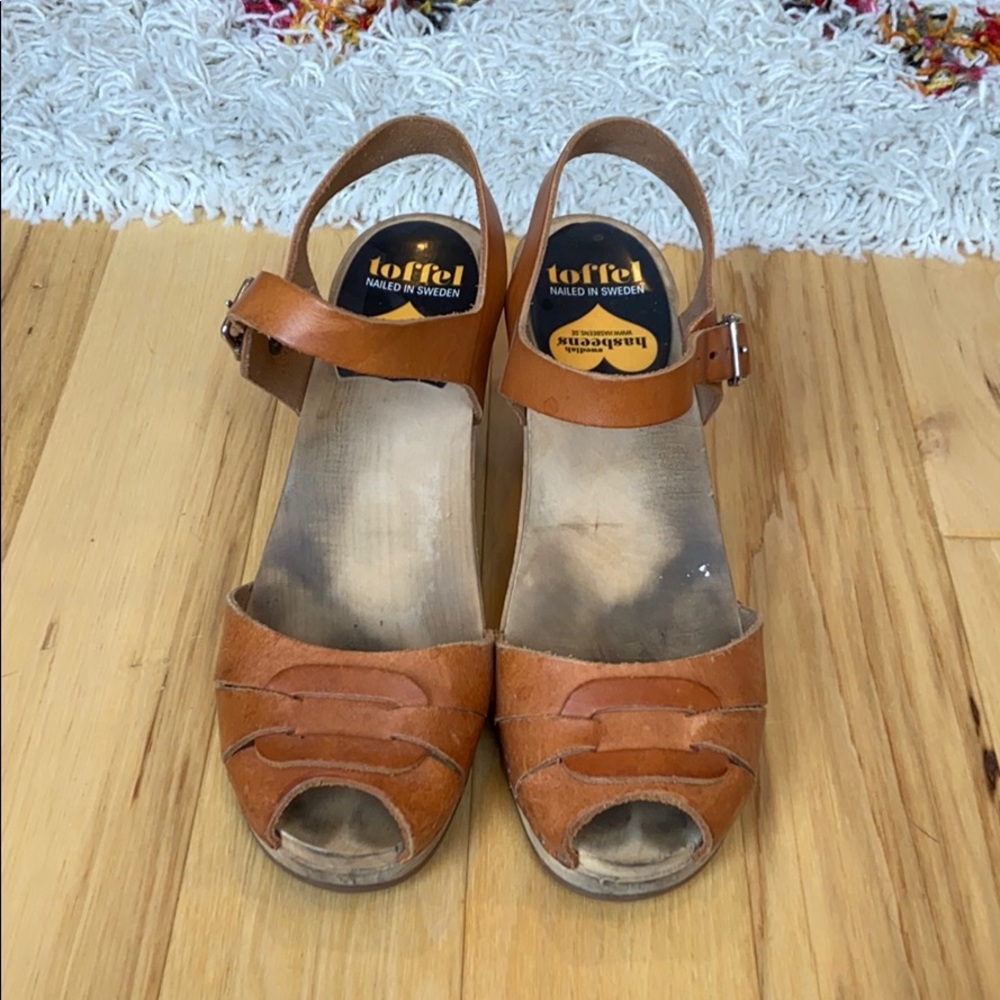 Nude Swedish Hasbeens clog sandals